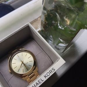 Authentic Michael Kors Slim Runway Watch Luxe